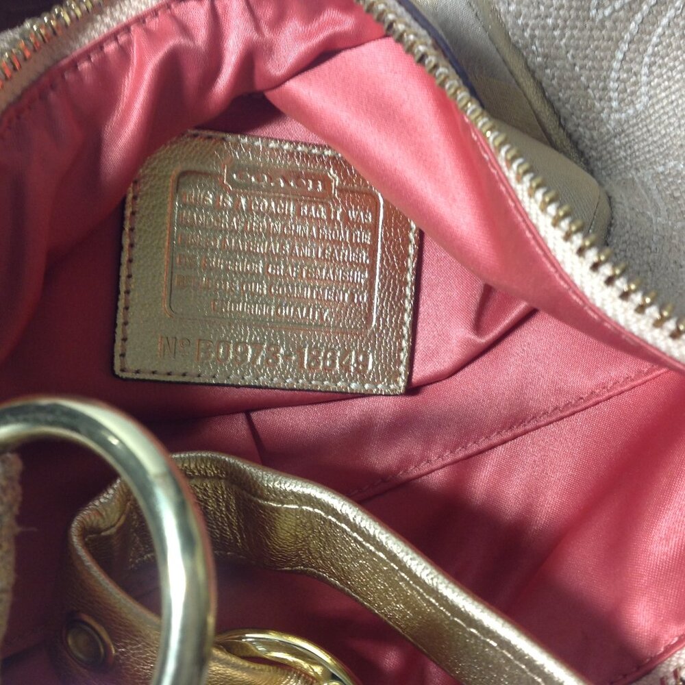 Vintage Coach Ali Pieced Small Hobo - Picture 3 of 5